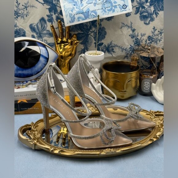 🆕 GIANNI BINI 🧿 NWOB Ezlynn Rhinestone Embellished Bow Vinyl Heel, Sz 7.5M - Picture 9 of 16